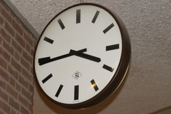 Uhr